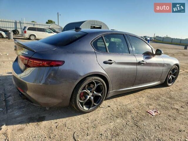 Серый Альфа Ромео Джулия, объемом двигателя 2 л и пробегом 50 тыс. км за 5700 $, фото 4 на Automoto.ua
