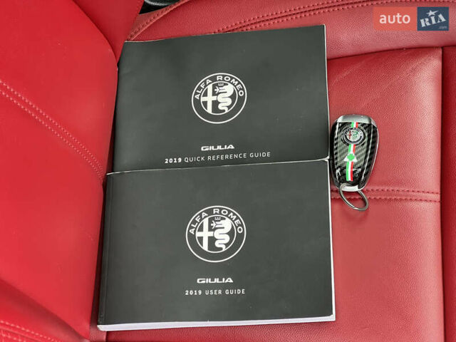 Сірий Альфа Ромео Джулія, об'ємом двигуна 2 л та пробігом 79 тис. км за 22999 $, фото 54 на Automoto.ua