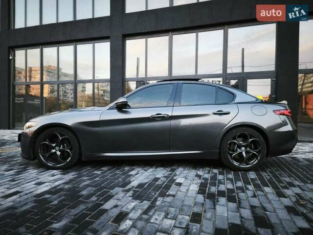 Альфа Ромео Джулия 2018 в Полтаве на Automoto.ua Серый Альфа Ромео Джулия, объемом двигателя 2 л и пробегом 121 тыс. км за 21900 $, фото 4 на Automoto.ua