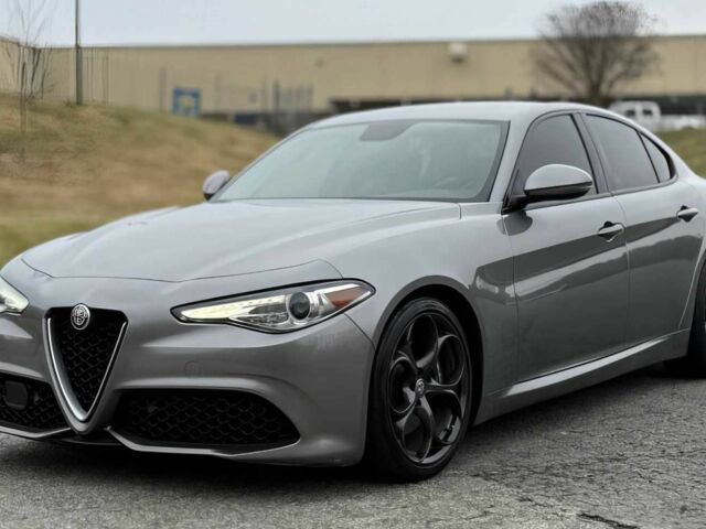 Серый Альфа Ромео Джулия, объемом двигателя 2 л и пробегом 33 тыс. км за 7300 $, фото 2 на Automoto.ua