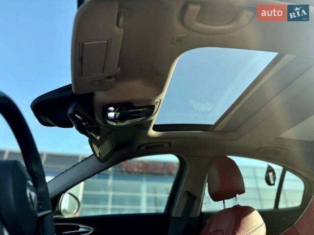 Альфа Ромео Джулия 2018 в Полтаве на Automoto.ua Серый Альфа Ромео Джулия, объемом двигателя 2 л и пробегом 121 тыс. км за 21900 $, фото 15 на Automoto.ua