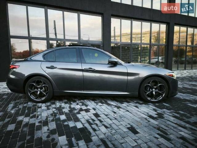 Альфа Ромео Джулия 2018 в Полтаве на Automoto.ua Серый Альфа Ромео Джулия, объемом двигателя 2 л и пробегом 121 тыс. км за 21900 $, фото 7 на Automoto.ua