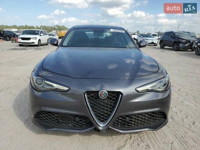 Альфа Ромео Джулия 2019 в Львове на Automoto.ua Серый Альфа Ромео Джулия, объемом двигателя 2 л и пробегом 24 тыс. км за 5620 $, фото 4 на Automoto.ua