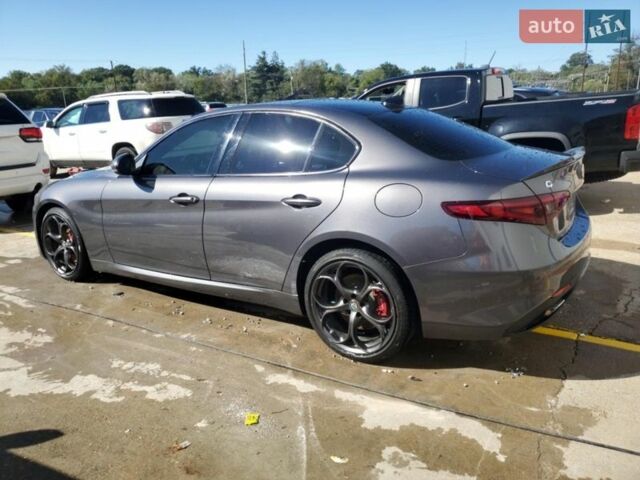 Сірий Альфа Ромео Джулія, об'ємом двигуна 2 л та пробігом 80 тис. км за 4500 $, фото 1 на Automoto.ua