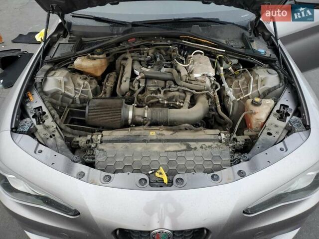 Сірий Альфа Ромео Джулія, об'ємом двигуна 2 л та пробігом 96 тис. км за 6100 $, фото 10 на Automoto.ua