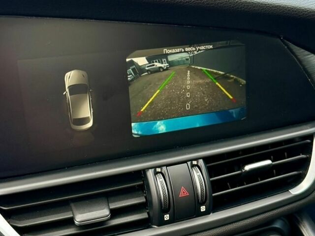Синій Альфа Ромео Джулія, об'ємом двигуна 2 л та пробігом 142 тис. км за 15900 $, фото 17 на Automoto.ua