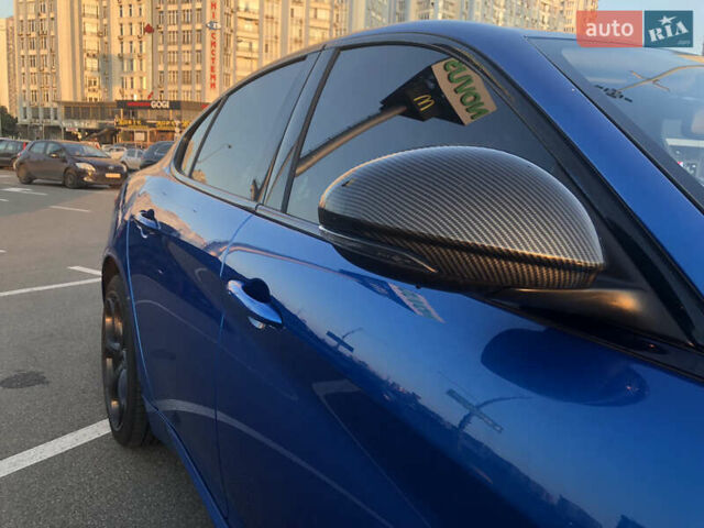 Синий Альфа Ромео Джулия, объемом двигателя 2 л и пробегом 112 тыс. км за 17999 $, фото 2 на Automoto.ua