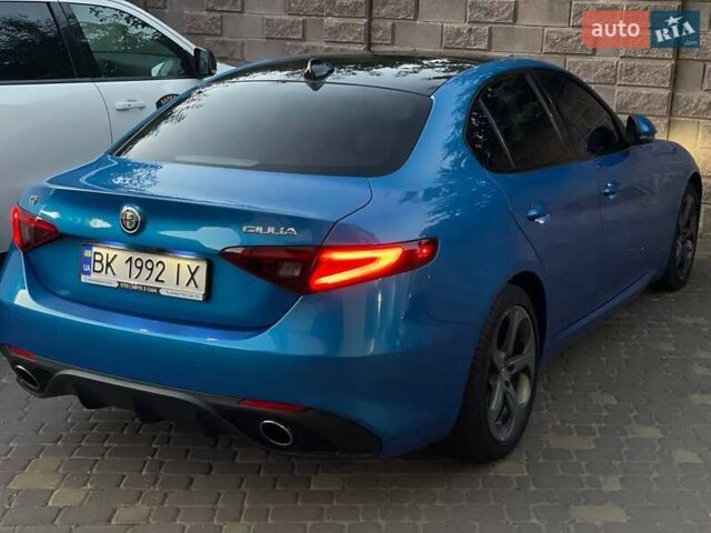 Синий Альфа Ромео Джулия, объемом двигателя 2 л и пробегом 117 тыс. км за 22500 $, фото 18 на Automoto.ua