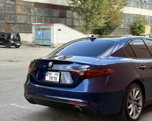 Синій Альфа Ромео Джулія, об'ємом двигуна 2 л та пробігом 98 тис. км за 15500 $, фото 14 на Automoto.ua