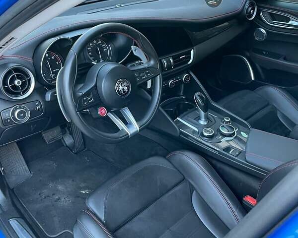 Синий Альфа Ромео Джулия, объемом двигателя 2 л и пробегом 117 тыс. км за 22500 $, фото 9 на Automoto.ua