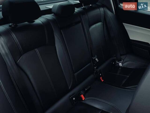 Синій Альфа Ромео Джулія, об'ємом двигуна 2 л та пробігом 122 тис. км за 16999 $, фото 21 на Automoto.ua