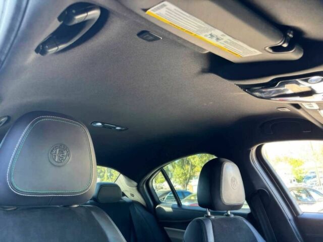 Синий Альфа Ромео Джулия, объемом двигателя 2.9 л и пробегом 38 тыс. км за 5000 $, фото 15 на Automoto.ua