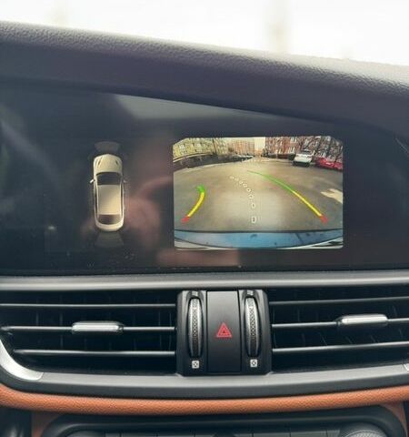 Синій Альфа Ромео Джулія, об'ємом двигуна 2 л та пробігом 79 тис. км за 17500 $, фото 11 на Automoto.ua