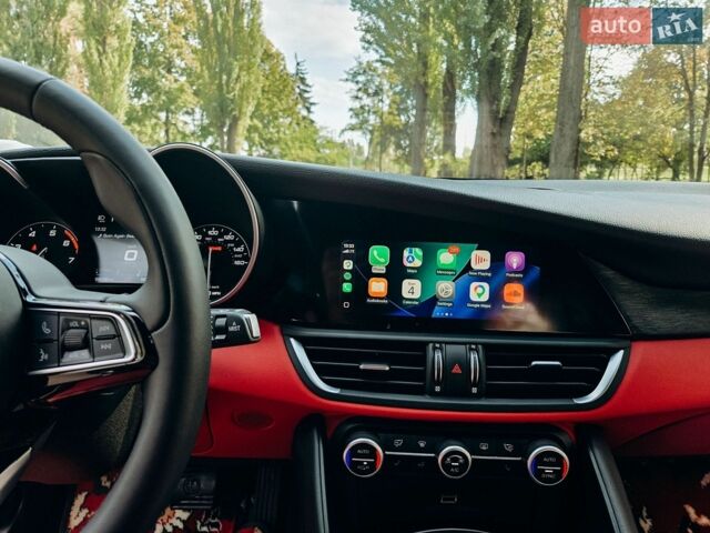 Синій Альфа Ромео Джулія, об'ємом двигуна 2 л та пробігом 98 тис. км за 16300 $, фото 14 на Automoto.ua