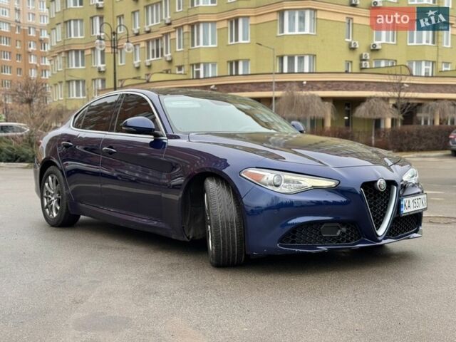 Синій Альфа Ромео Джулія, об'ємом двигуна 2 л та пробігом 79 тис. км за 17500 $, фото 4 на Automoto.ua