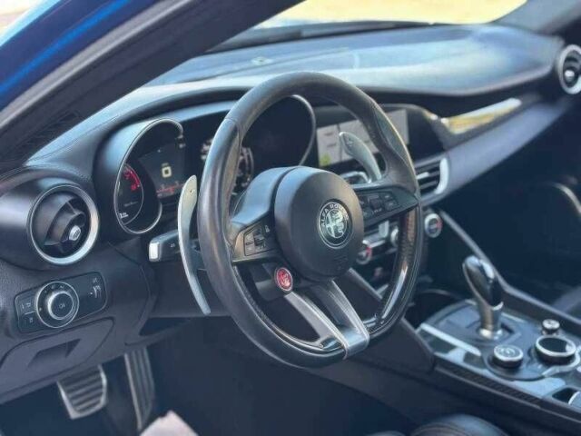 Синий Альфа Ромео Джулия, объемом двигателя 2.9 л и пробегом 78 тыс. км за 4500 $, фото 11 на Automoto.ua