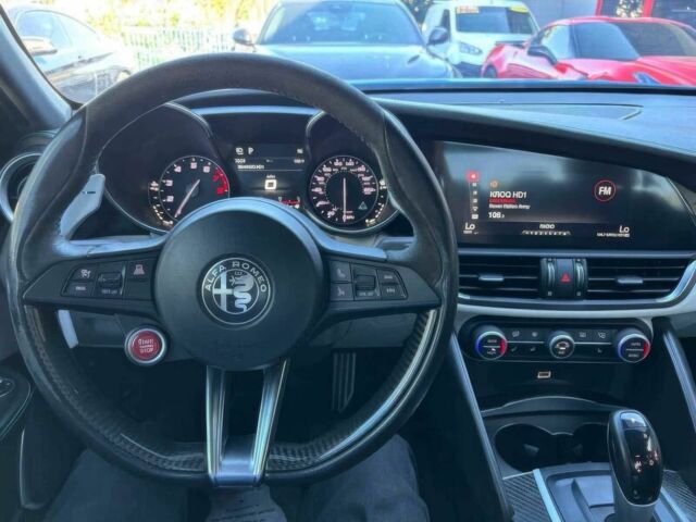 Синий Альфа Ромео Джулия, объемом двигателя 2.9 л и пробегом 38 тыс. км за 5000 $, фото 7 на Automoto.ua