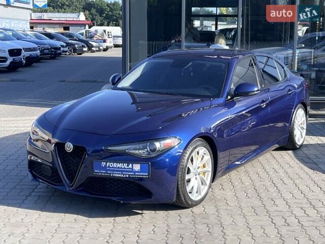Синій Альфа Ромео Джулія, об'ємом двигуна 2 л та пробігом 186 тис. км за 16890 $, фото 6 на Automoto.ua