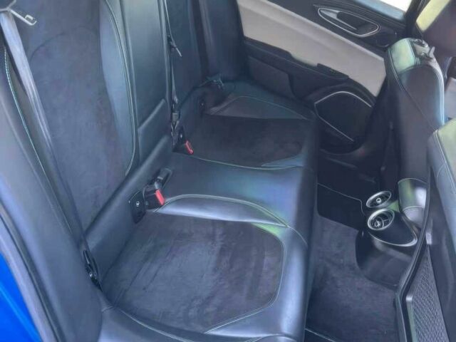 Синий Альфа Ромео Джулия, объемом двигателя 2.9 л и пробегом 38 тыс. км за 5000 $, фото 14 на Automoto.ua