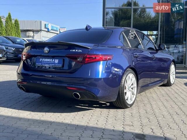 Синій Альфа Ромео Джулія, об'ємом двигуна 2 л та пробігом 186 тис. км за 16890 $, фото 45 на Automoto.ua