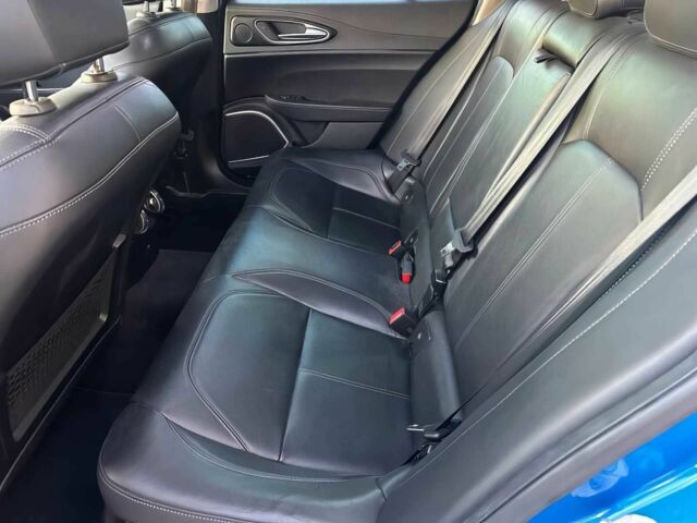 Синій Альфа Ромео Джулія, об'ємом двигуна 2 л та пробігом 34 тис. км за 5000 $, фото 12 на Automoto.ua