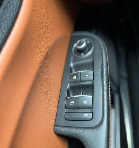 Синій Альфа Ромео Джулія, об'ємом двигуна 2 л та пробігом 79 тис. км за 17500 $, фото 13 на Automoto.ua