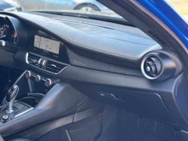 Синий Альфа Ромео Джулия, объемом двигателя 2.9 л и пробегом 78 тыс. км за 4500 $, фото 14 на Automoto.ua