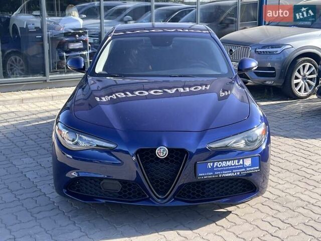 Синій Альфа Ромео Джулія, об'ємом двигуна 2 л та пробігом 186 тис. км за 16890 $, фото 4 на Automoto.ua