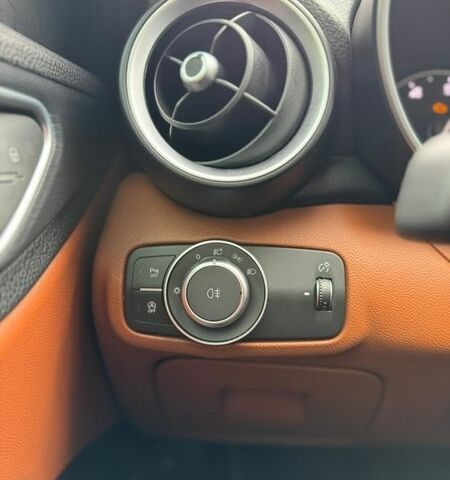 Синій Альфа Ромео Джулія, об'ємом двигуна 2 л та пробігом 79 тис. км за 17500 $, фото 14 на Automoto.ua