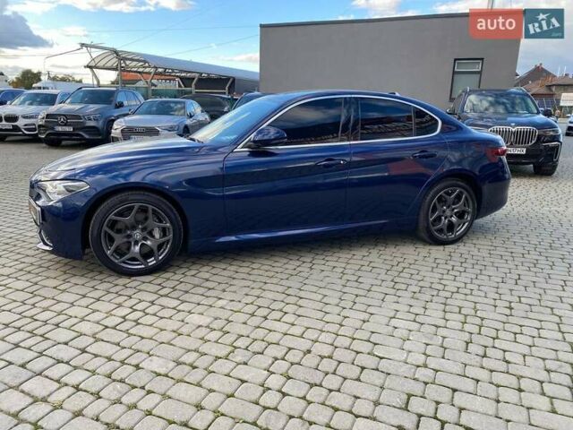 Альфа Ромео Джулия 2019 в Львове на Automoto.ua Синий Альфа Ромео Джулия, объемом двигателя 2 л и пробегом 32 тыс. км за 23800 $, фото 4 на Automoto.ua