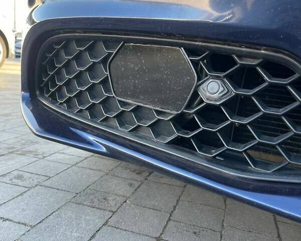 Синій Альфа Ромео Джулія, об'ємом двигуна 2 л та пробігом 32 тис. км за 23800 $, фото 7 на Automoto.ua