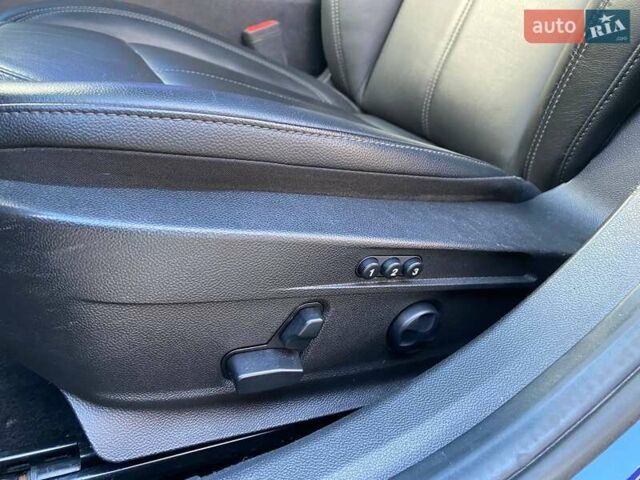 Альфа Ромео Джулия 2019 в Львове на Automoto.ua Синий Альфа Ромео Джулия, объемом двигателя 2 л и пробегом 32 тыс. км за 23800 $, фото 20 на Automoto.ua