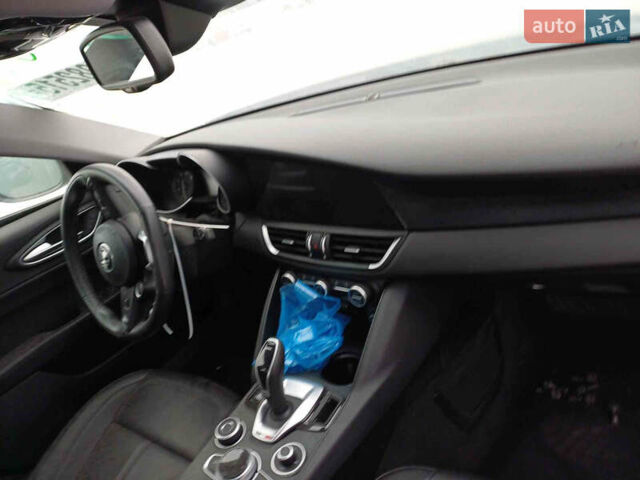 Синій Альфа Ромео Джулія, об'ємом двигуна 0 л та пробігом 55 тис. км за 13000 $, фото 17 на Automoto.ua