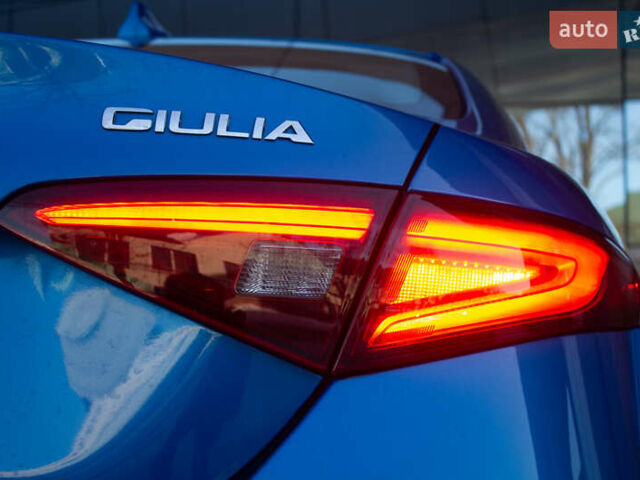 Синий Альфа Ромео Джулия, объемом двигателя 2 л и пробегом 109 тыс. км за 18300 $, фото 37 на Automoto.ua