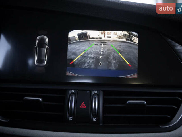 Синий Альфа Ромео Джулия, объемом двигателя 2 л и пробегом 109 тыс. км за 18300 $, фото 16 на Automoto.ua