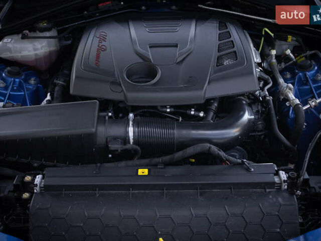 Синий Альфа Ромео Джулия, объемом двигателя 2 л и пробегом 109 тыс. км за 18300 $, фото 38 на Automoto.ua