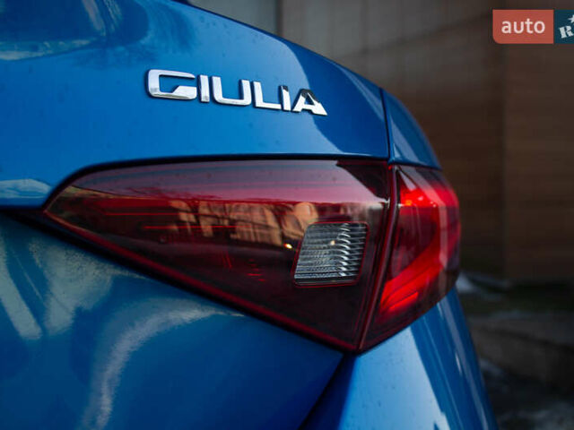 Синий Альфа Ромео Джулия, объемом двигателя 2 л и пробегом 109 тыс. км за 18300 $, фото 36 на Automoto.ua