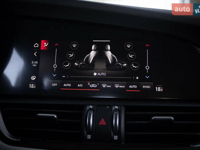 Синий Альфа Ромео Джулия, объемом двигателя 2 л и пробегом 109 тыс. км за 18300 $, фото 18 на Automoto.ua