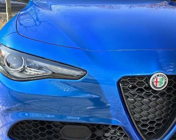 Синий Альфа Ромео Джулия, объемом двигателя 2 л и пробегом 100 тыс. км за 25400 $, фото 7 на Automoto.ua