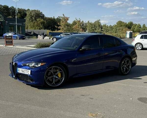 Альфа Ромео Джулия 2021 в Киеве на Automoto.ua Синий Альфа Ромео Джулия, объемом двигателя 2 л и пробегом 59 тыс. км за 24950 $, фото 3 на Automoto.ua