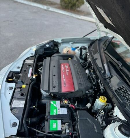 Белый Альфа Ромео Джульетта, объемом двигателя 1.4 л и пробегом 213 тыс. км за 6900 $, фото 37 на Automoto.ua