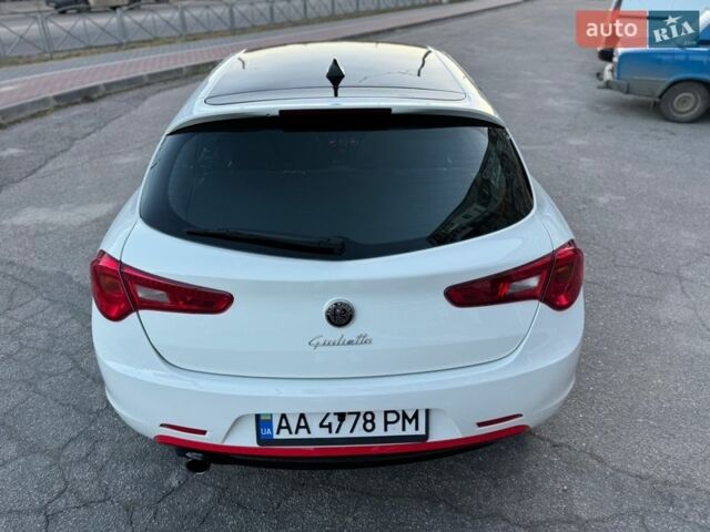 Белый Альфа Ромео Джульетта, объемом двигателя 1.4 л и пробегом 213 тыс. км за 6900 $, фото 9 на Automoto.ua