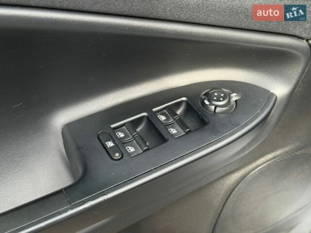 Белый Альфа Ромео Джульетта, объемом двигателя 1.37 л и пробегом 113 тыс. км за 15199 $, фото 9 на Automoto.ua