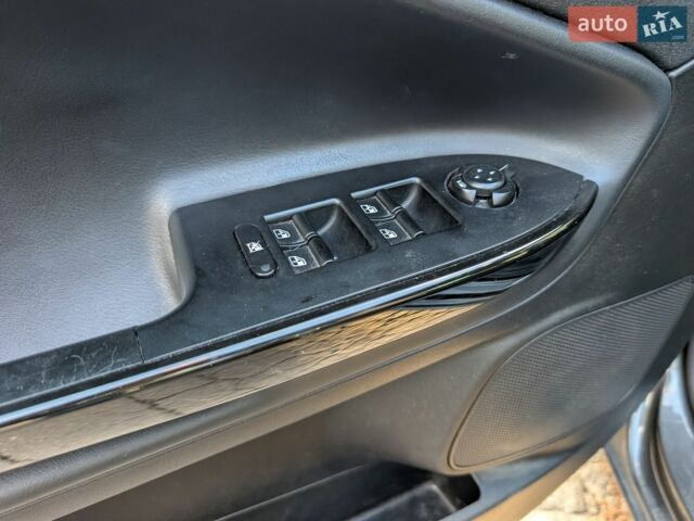 Черный Альфа Ромео Джульетта, объемом двигателя 1.6 л и пробегом 170 тыс. км за 7900 $, фото 48 на Automoto.ua