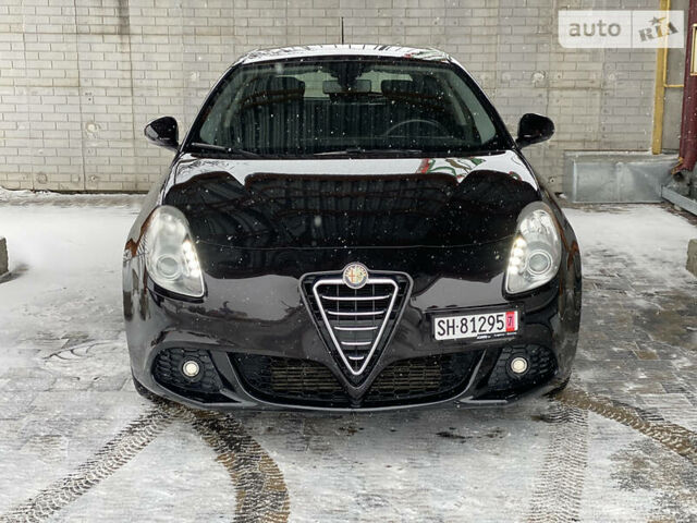 Чорний Альфа Ромео Giulietta, об'ємом двигуна 1.4 л та пробігом 165 тис. км за 7600 $, фото 2 на Automoto.ua