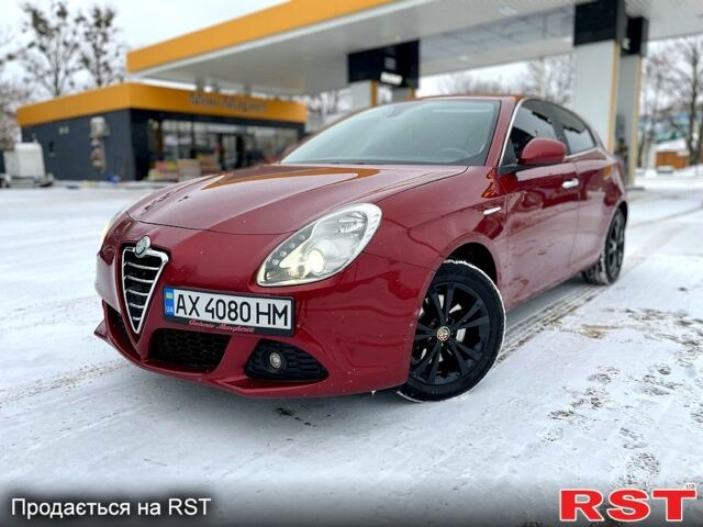 Червоний Альфа Ромео Giulietta, об'ємом двигуна 1.4 л та пробігом 124 тис. км за 7800 $, фото 1 на Automoto.ua