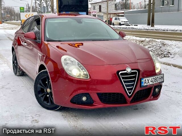 Червоний Альфа Ромео Giulietta, об'ємом двигуна 1.4 л та пробігом 124 тис. км за 7800 $, фото 3 на Automoto.ua