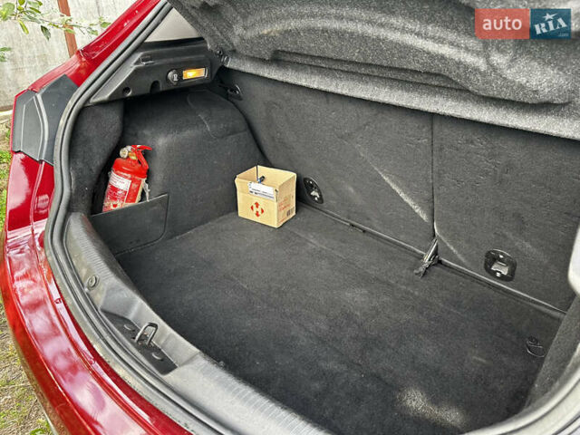 Червоний Альфа Ромео Giulietta, об'ємом двигуна 1.37 л та пробігом 209 тис. км за 7000 $, фото 11 на Automoto.ua