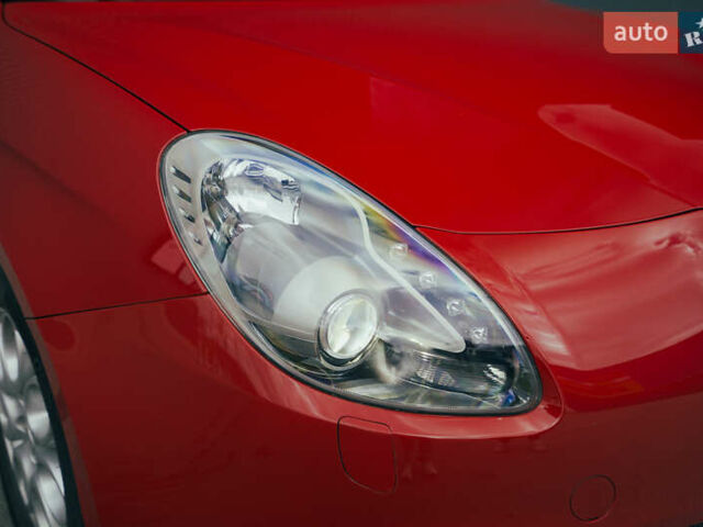 Красный Альфа Ромео Джульетта, объемом двигателя 1.37 л и пробегом 48 тыс. км за 13800 $, фото 12 на Automoto.ua