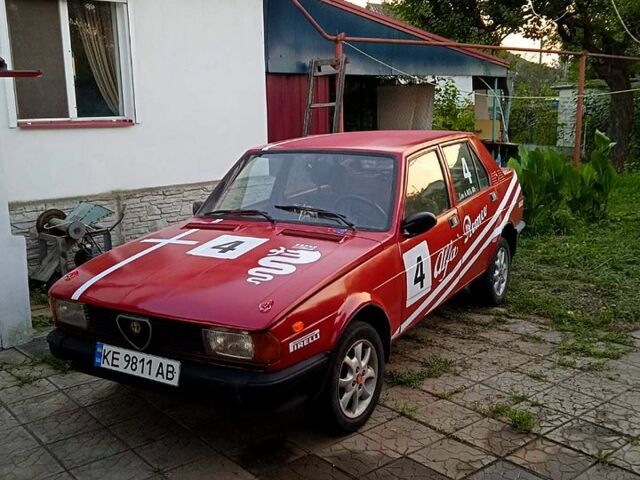 Червоний Альфа Ромео Giulietta, об'ємом двигуна 1.4 л та пробігом 250 тис. км за 2000 $, фото 1 на Automoto.ua